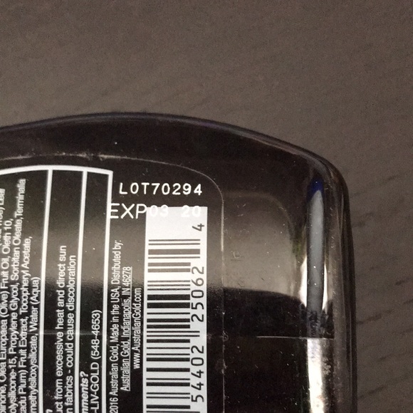 Two Australian Gold 30 Spray Gel Sunscreen with Instant Bronzer - Picture 5 of 5